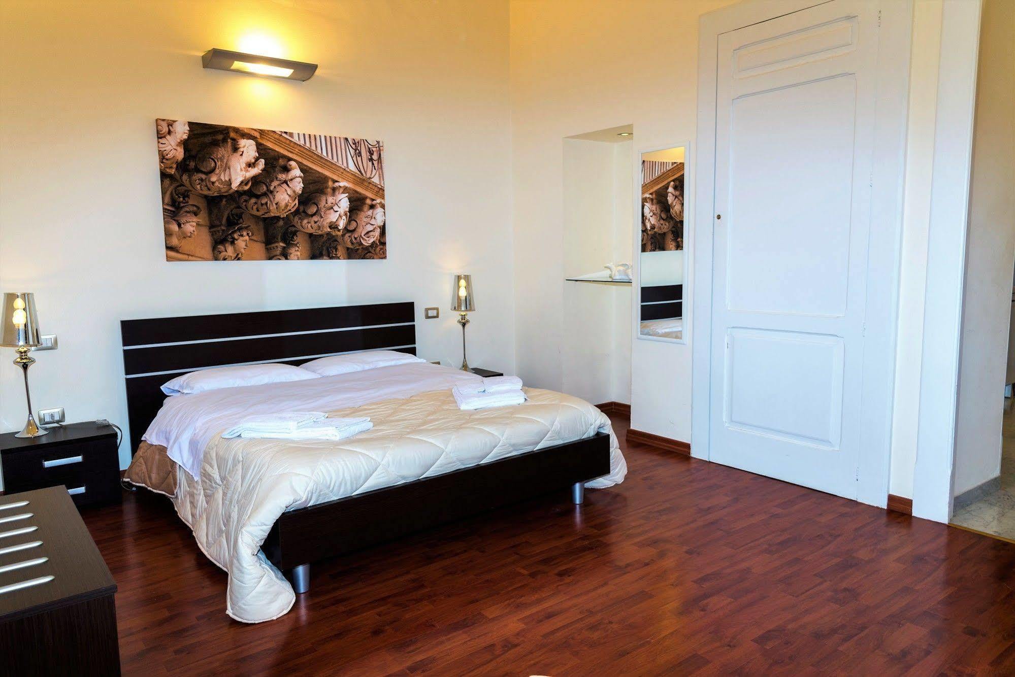 Apollo Suites Lecce Zewnętrze zdjęcie